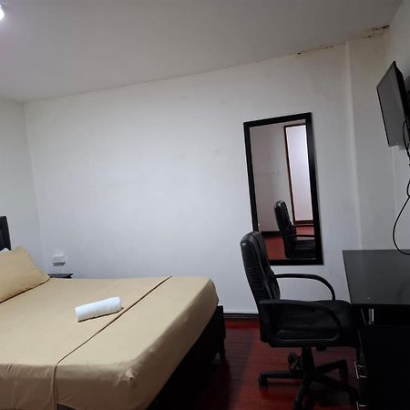 Hospedaje Luna Llena Manizales Bagian luar foto