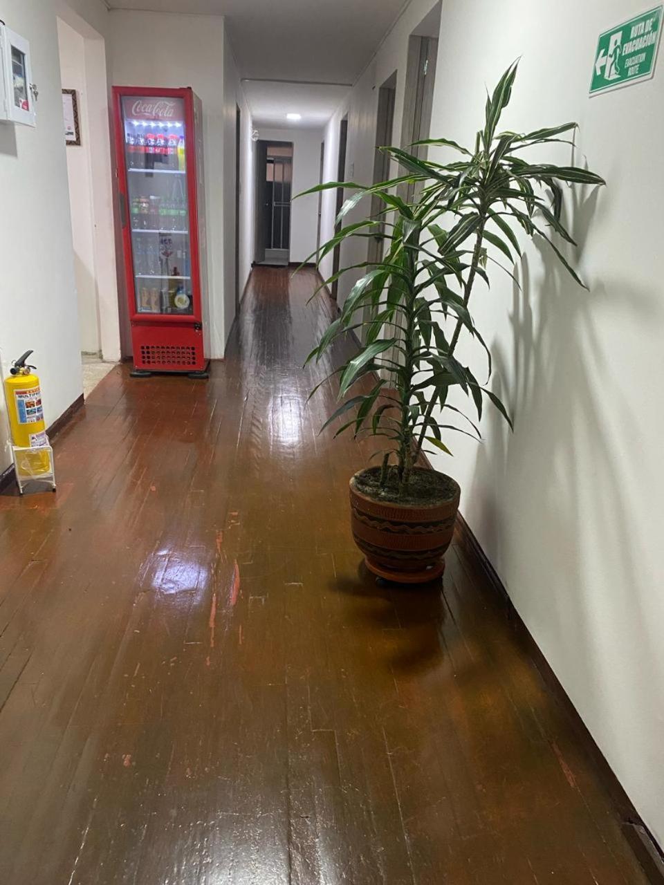 Hospedaje Luna Llena Manizales Bagian luar foto
